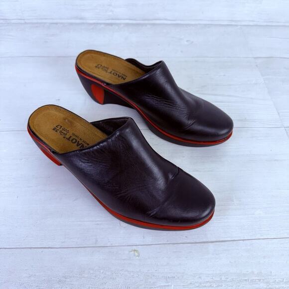 Naot Evening Mule Clogs Black EU 38 US 7.5 Madras Leather Red Accent Slip On - Picture 14 of 16